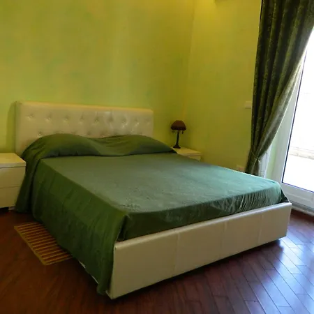 Belle Epoque לינה וארוחת בוקר 3*