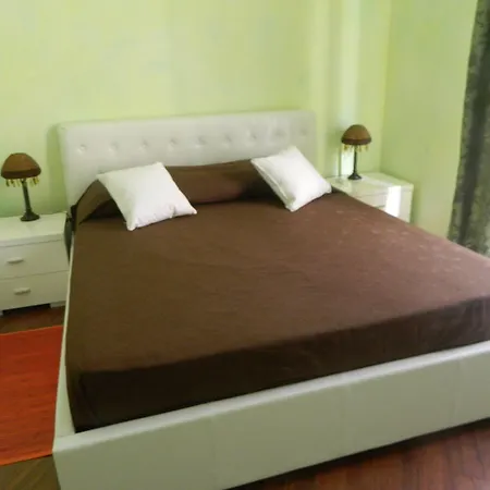Bed & Breakfast Belle Epoque 3*